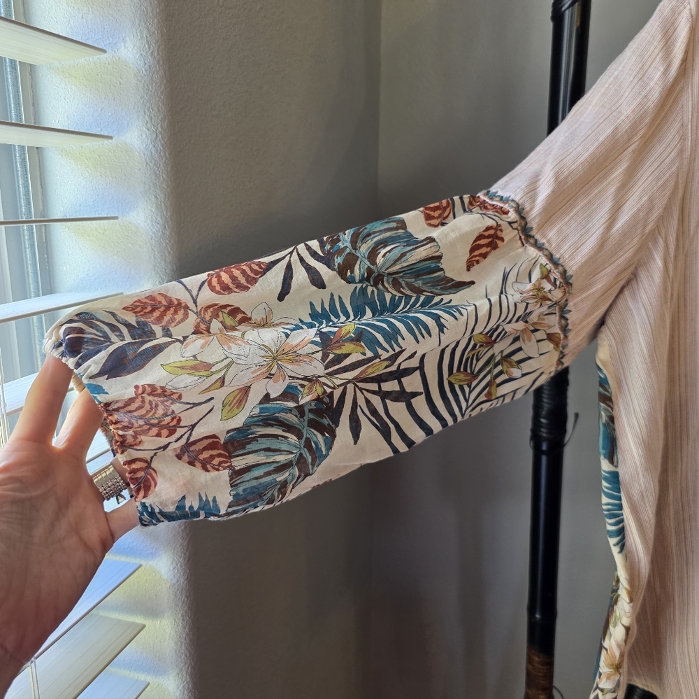 Johnny Was Beige and Blue Floral Blouse. 28" long, 24" chest. - Picture 3 of 8